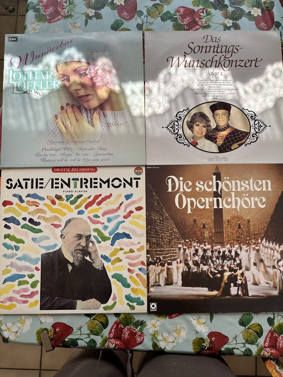 Dischi in vinile: Schallplatten Sammlung mit diversen Genres – Usato da Bettingen venduto da Seenz 2