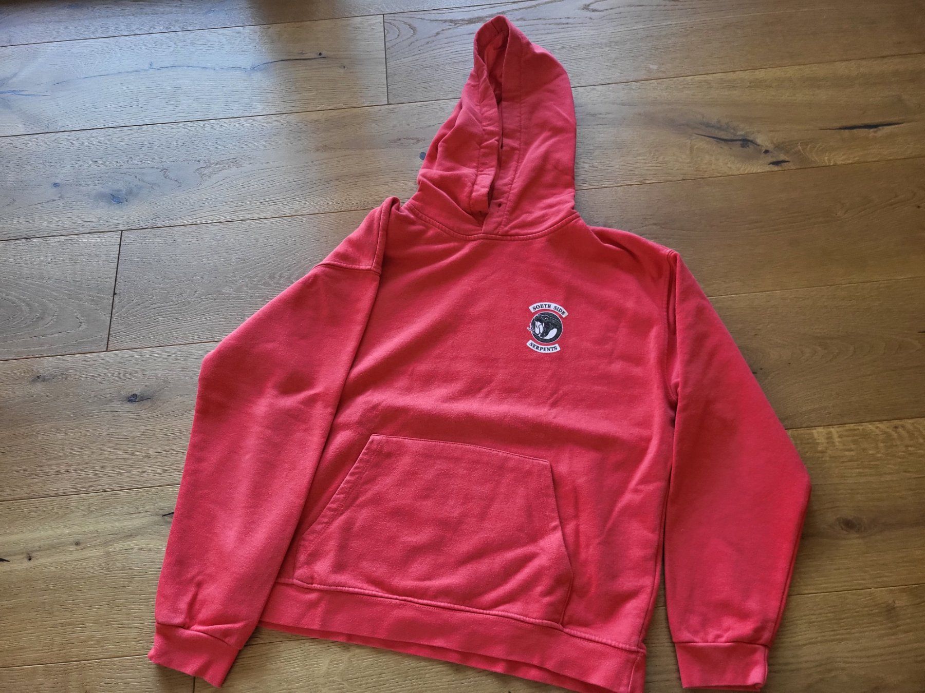 Maglioni & Felpe: Pull à capuche Riverdale "South Side Serpents" Taille L – Usato da Courroux venduto da Belleange