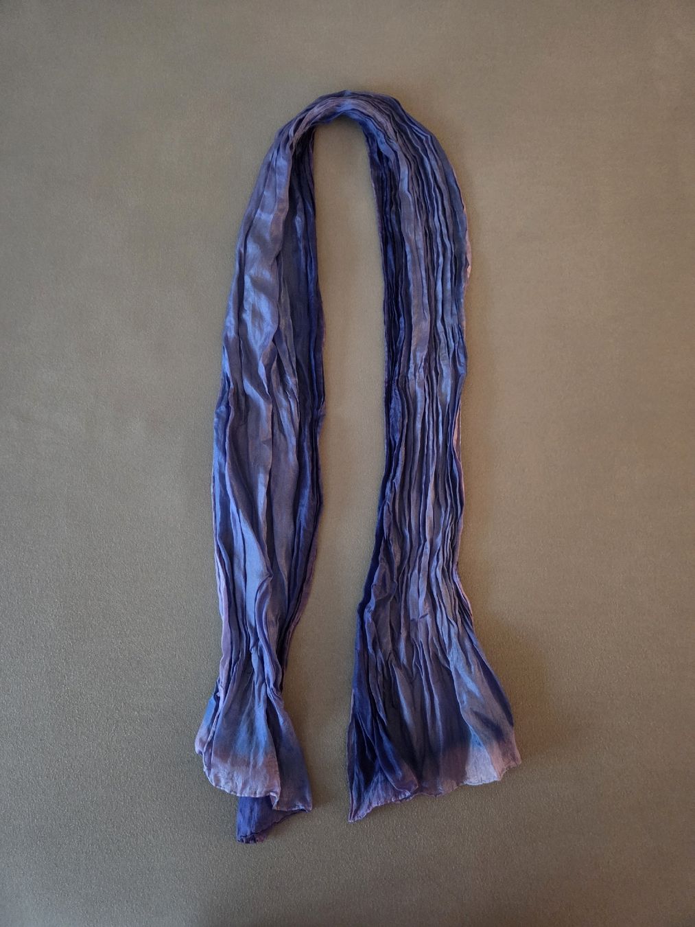 Foulard & Sciarpe: Blau-violett-lila Schal oder Halstuch – Nuovo (secondo la descrizione) da Rickenbach-Sulz venduto da Bacardibabe 2