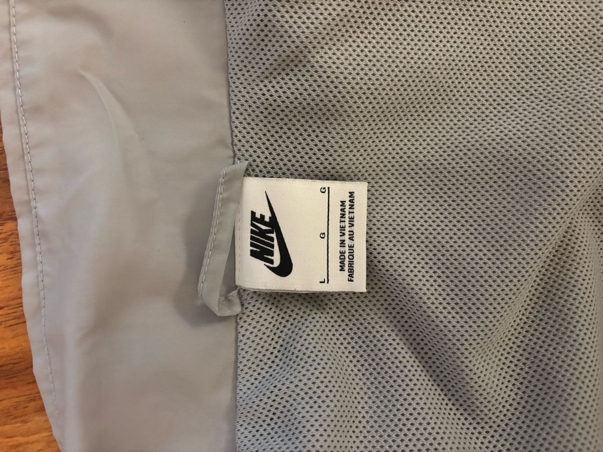 Nike Giacche: Nike Outdoorjacke – Usato da Kriegstetten venduto da selinaaa_06 3