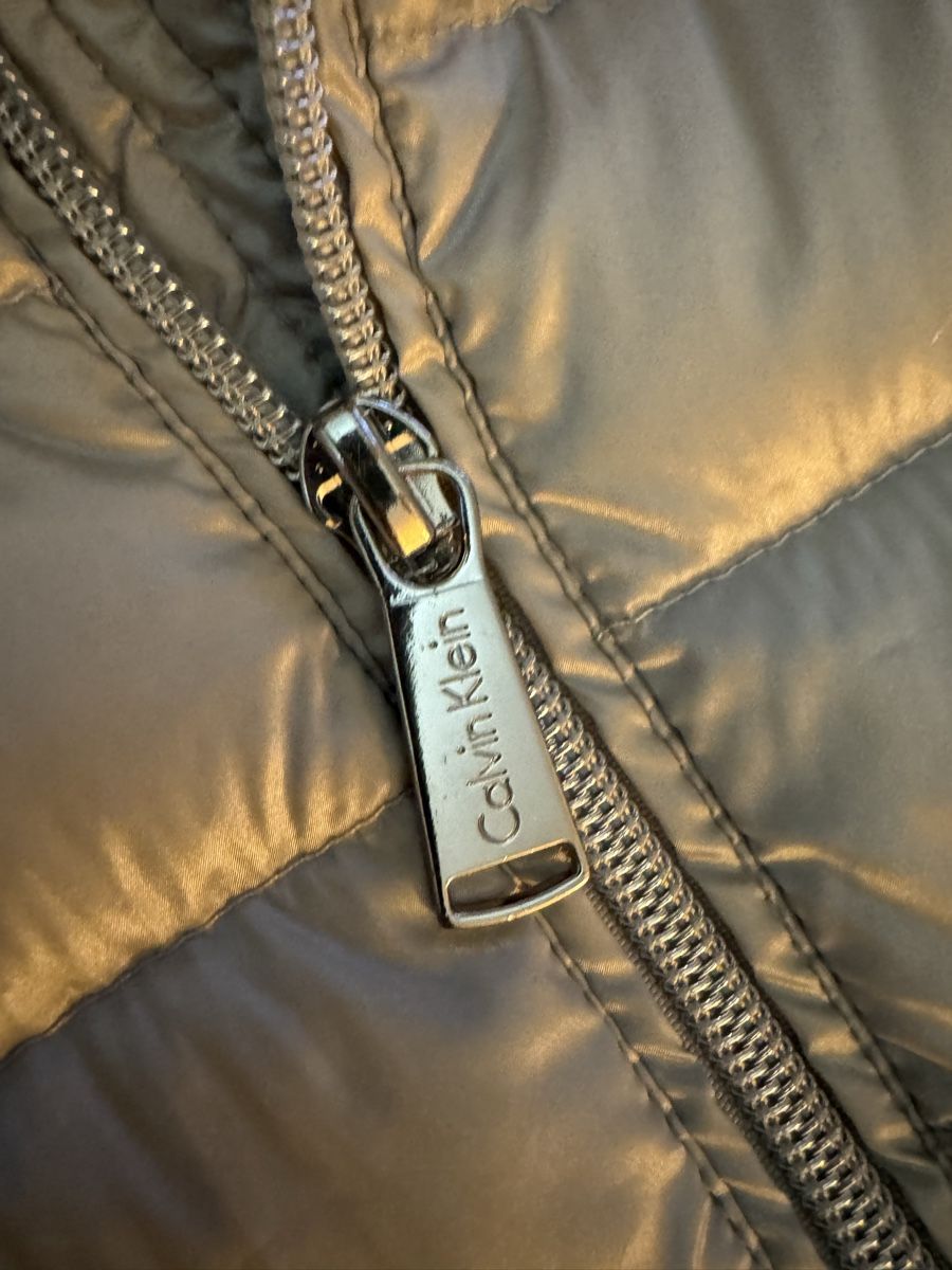 Calvin Klein Giacche: Calvin Klein Daunenjacke – Usato da Küssnacht am Rigi venduto da Belli_12 2