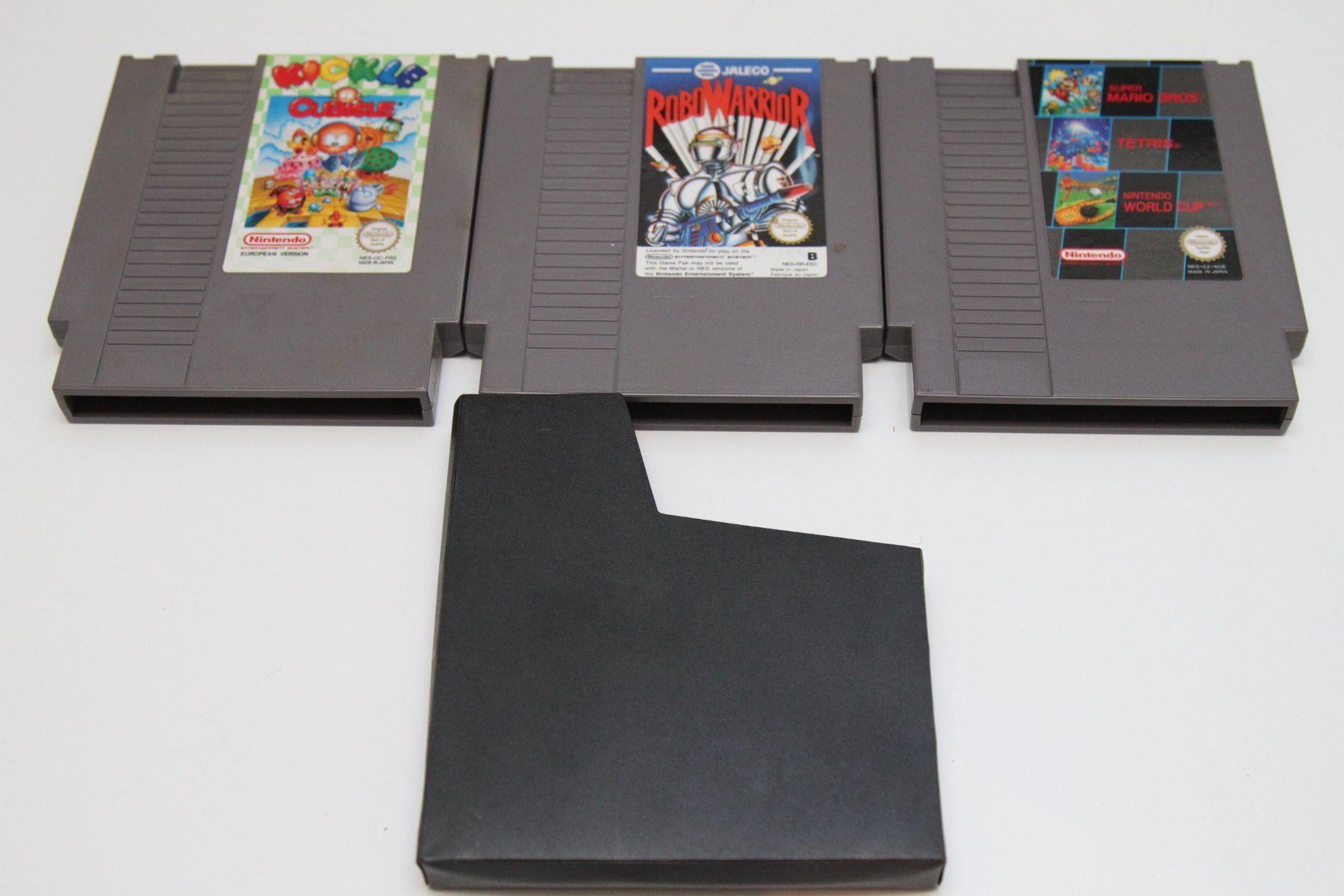Nintendo Console: Nintendo NES mit Spielen – Usato da Basel venduto da camelot99 6