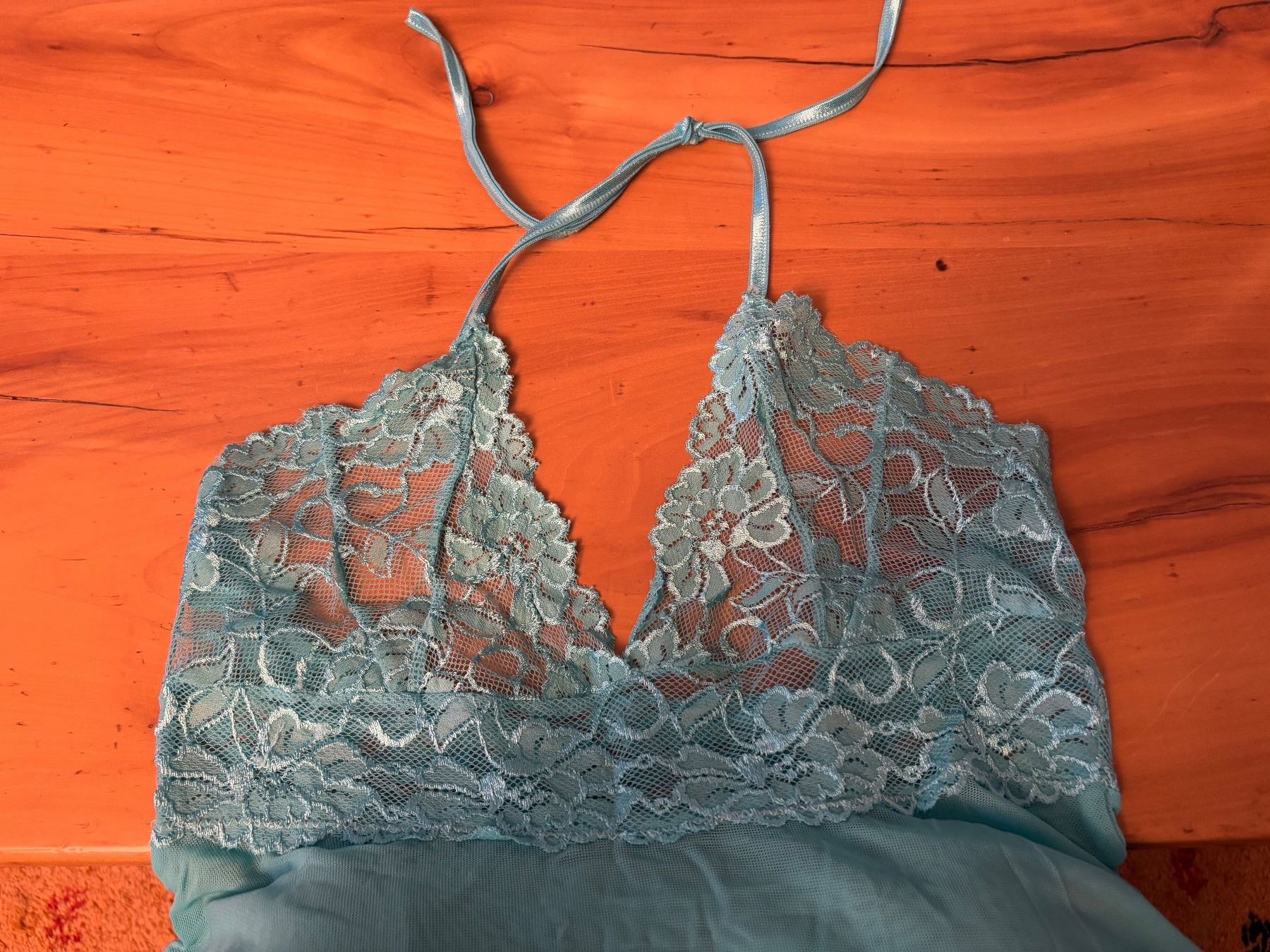 Altra biancheria intima: 💙 Nuisette turquoise dentelle + string assorti – Usato da Lausanne venduto da ine_6c2m 3