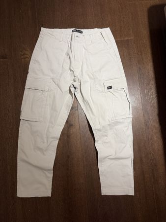 Beige Zara Cargohose Grösse 44