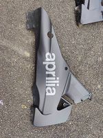 Aprilia RSV4 Bug rechts