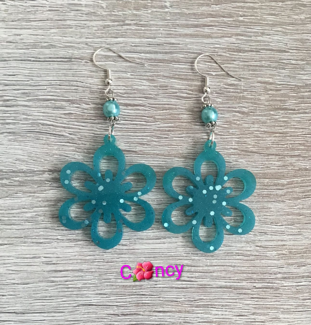 Orecchini pendenti & Orecchini a lobo: Boucle d'oreille – Nuovo e nell'imballaggio originale da Genève venduto da mir_qfr5