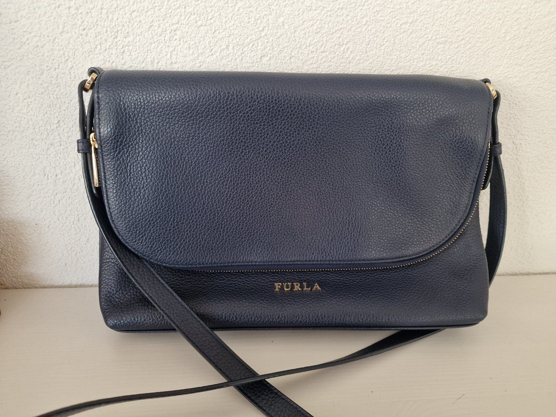 Furla Borse da donna: Leder Furla Umhängetasche – Usato da Münsingen venduto da InnaN
