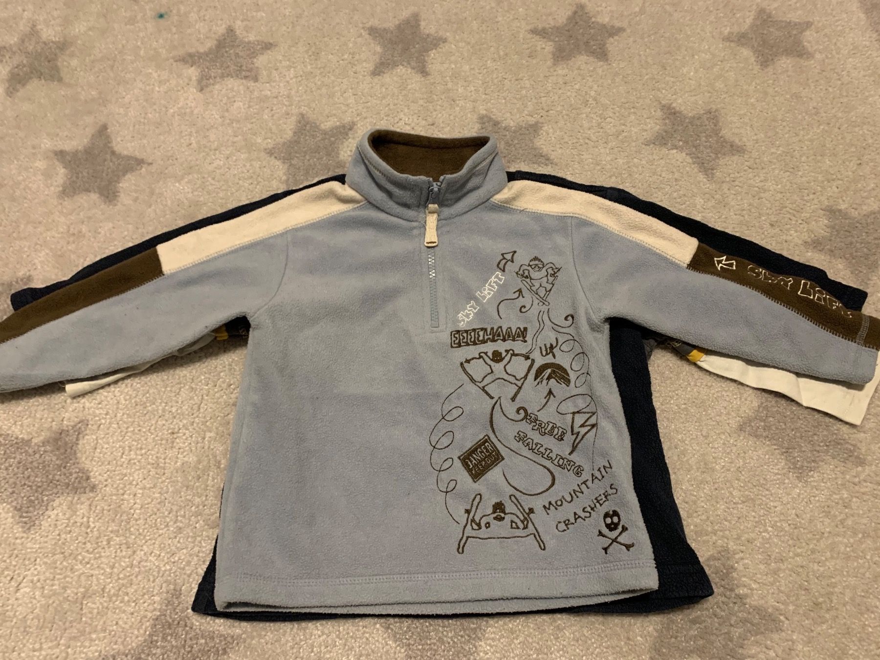 Pullover & Sweatshirts: 3 Pullover Gr. 92/98 – Gebraucht aus Kreuzlingen von jamie45 3