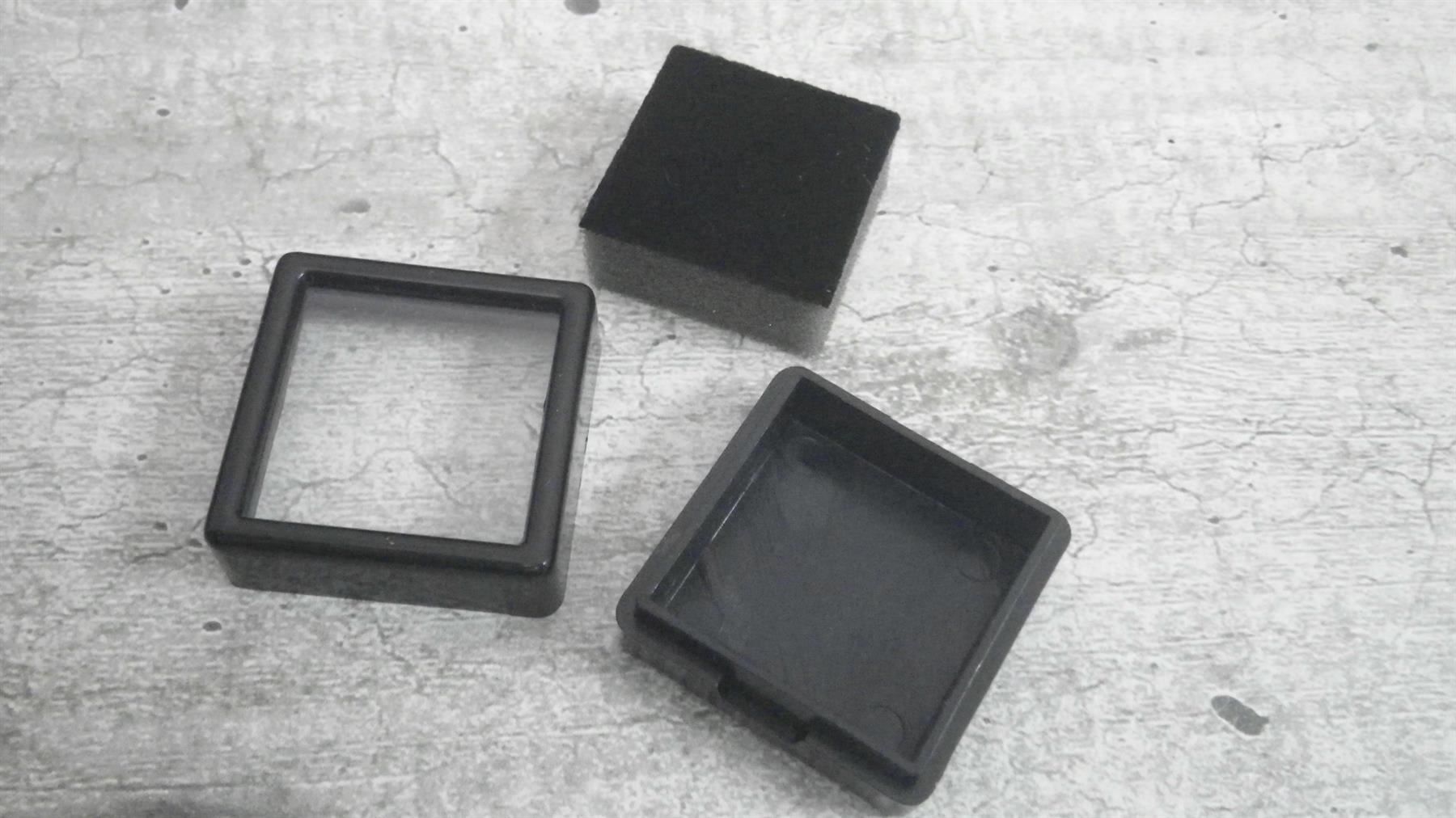 Schmuckkästen: 10x boites 30x30 mm pour gemmes – Neu (gemäss Beschreibung) aus Grimisuat von Valgem 4