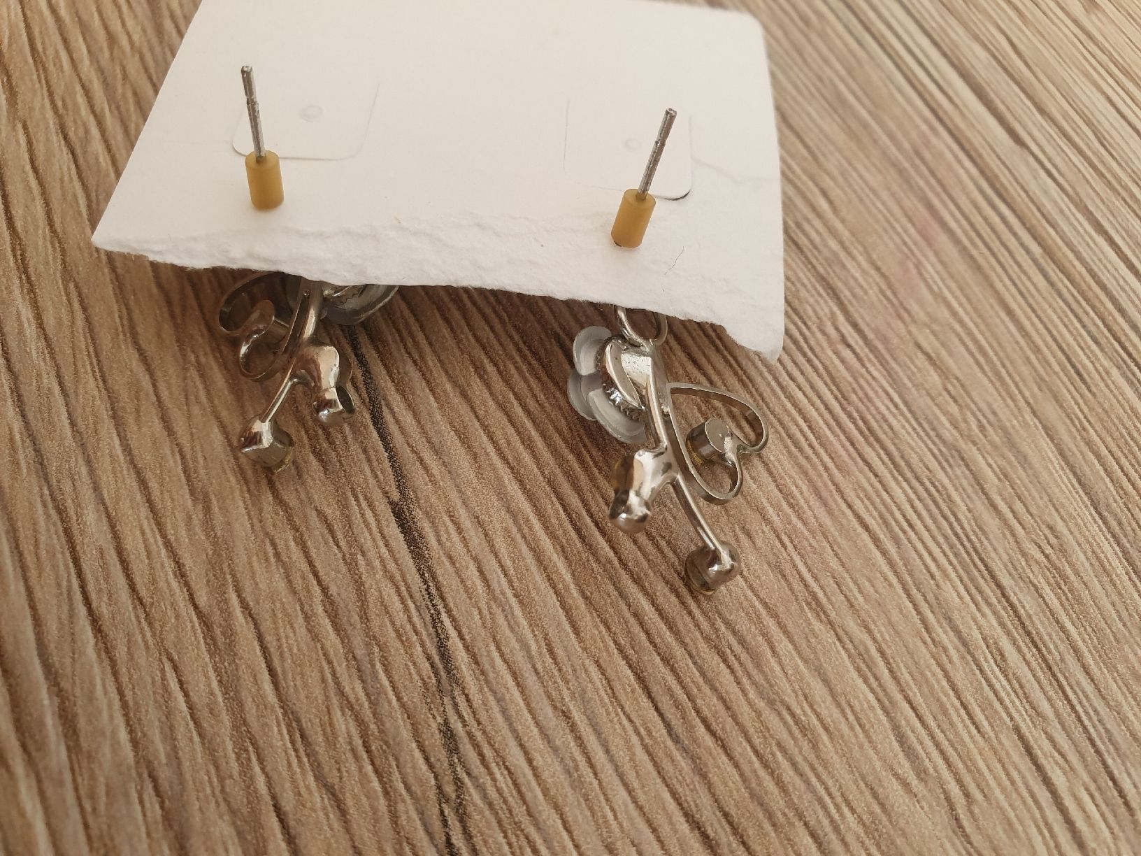 Boucles d'oreille: Ohrstecker Blumen Design mit Steinen – D'occasion à Moosseedorf par Sonnenschein.. 4