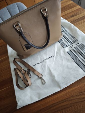 Elegante  Leder Business-Tasche für Damen Schweizer Marke