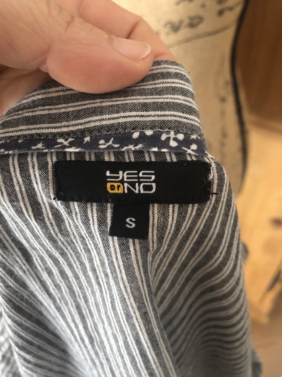 Camicette: Chemise rayée vintage, taille S – Usato da Biel/Bienne venduto da Lianumi 3
