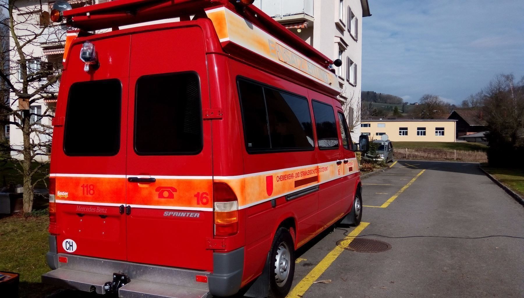 Folien: Scheibentönung an Boot, Bus,Traktor,Haus – Neu (gemäss Beschreibung) aus Basel von scheibentoenen24 4