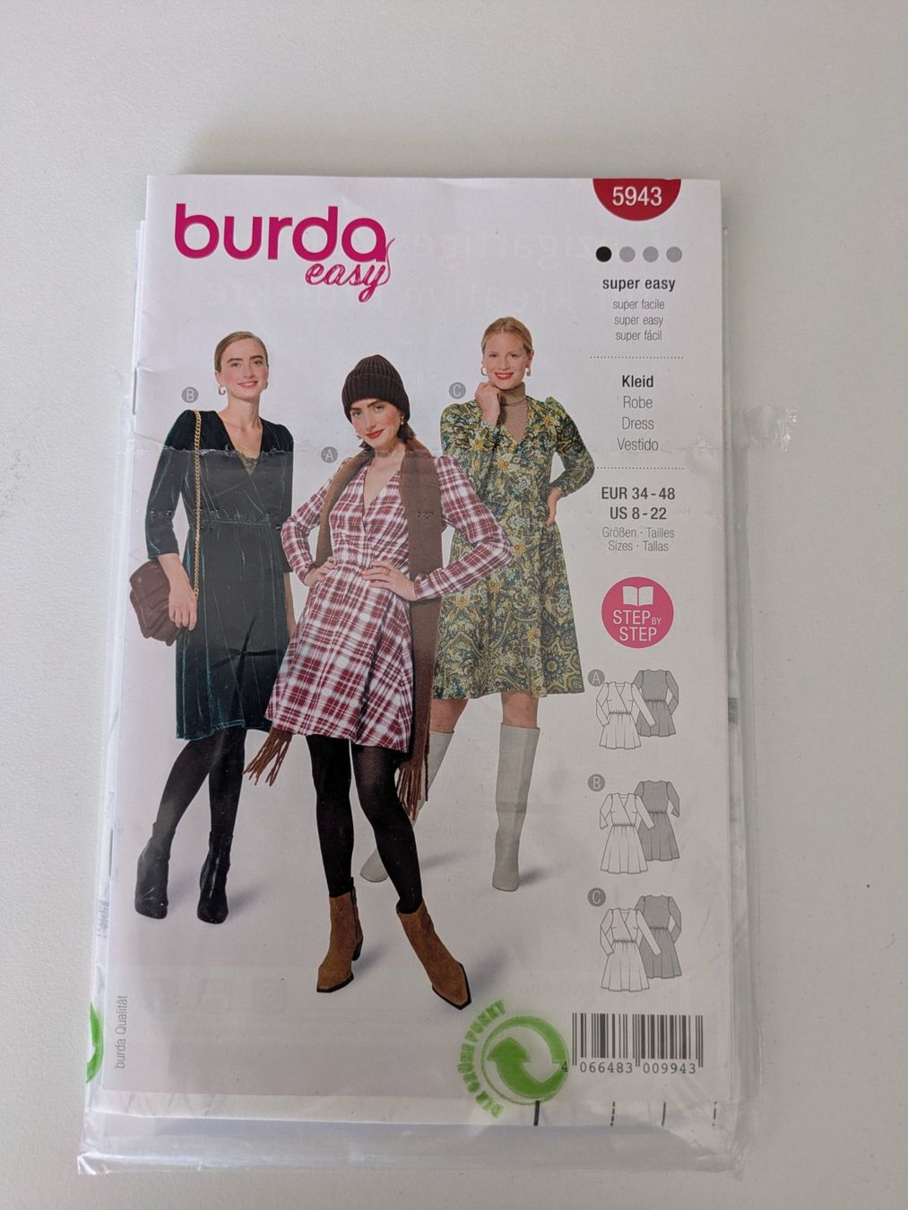 Cartamodelli: Schnittmuster: Burda 5943 – Usato da Bern venduto da Puzzling_Mom