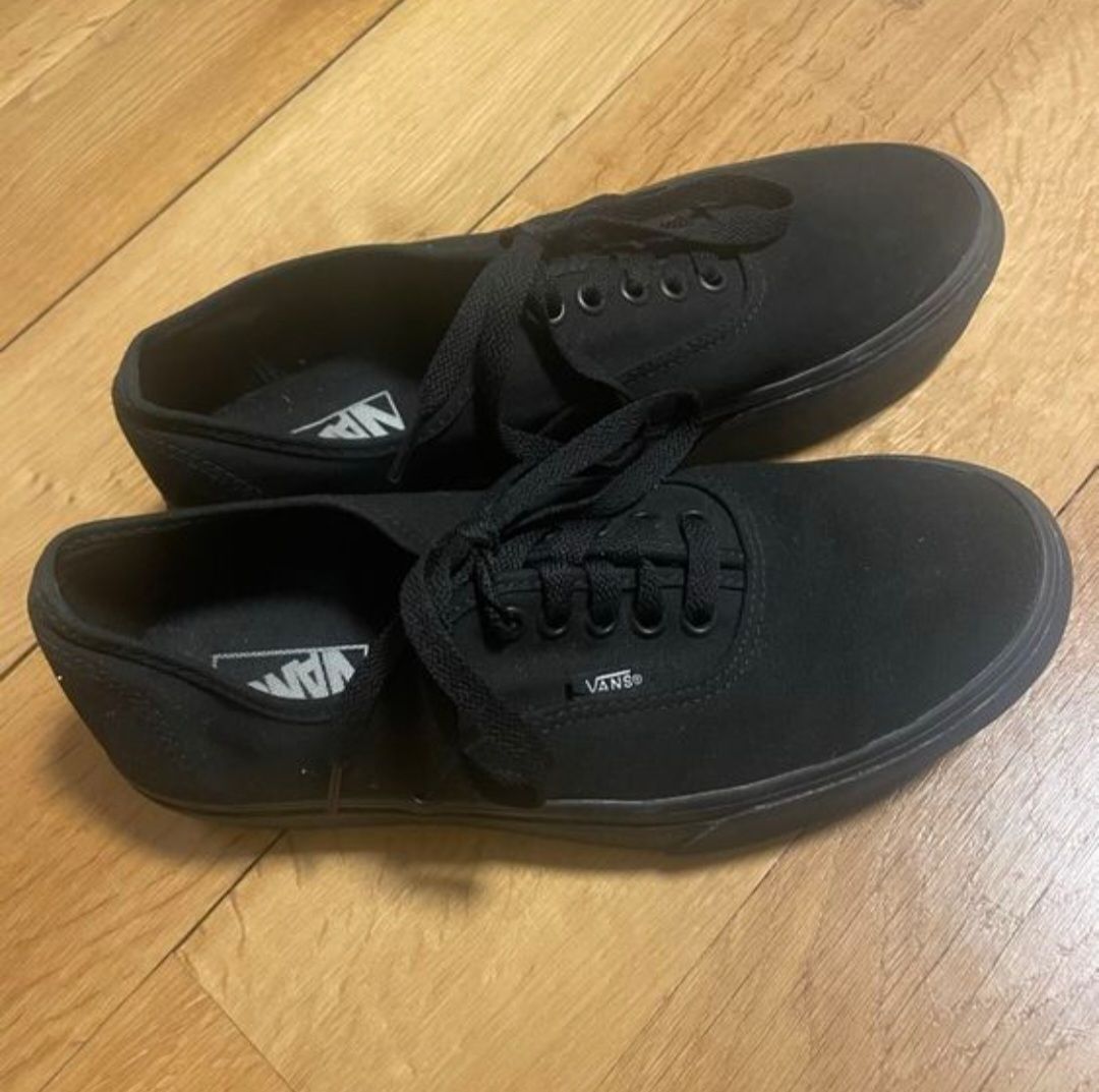 Vans Herrenschuhe: vans schwarz 40 – Gebraucht aus Boniswil von des_lxd5 1