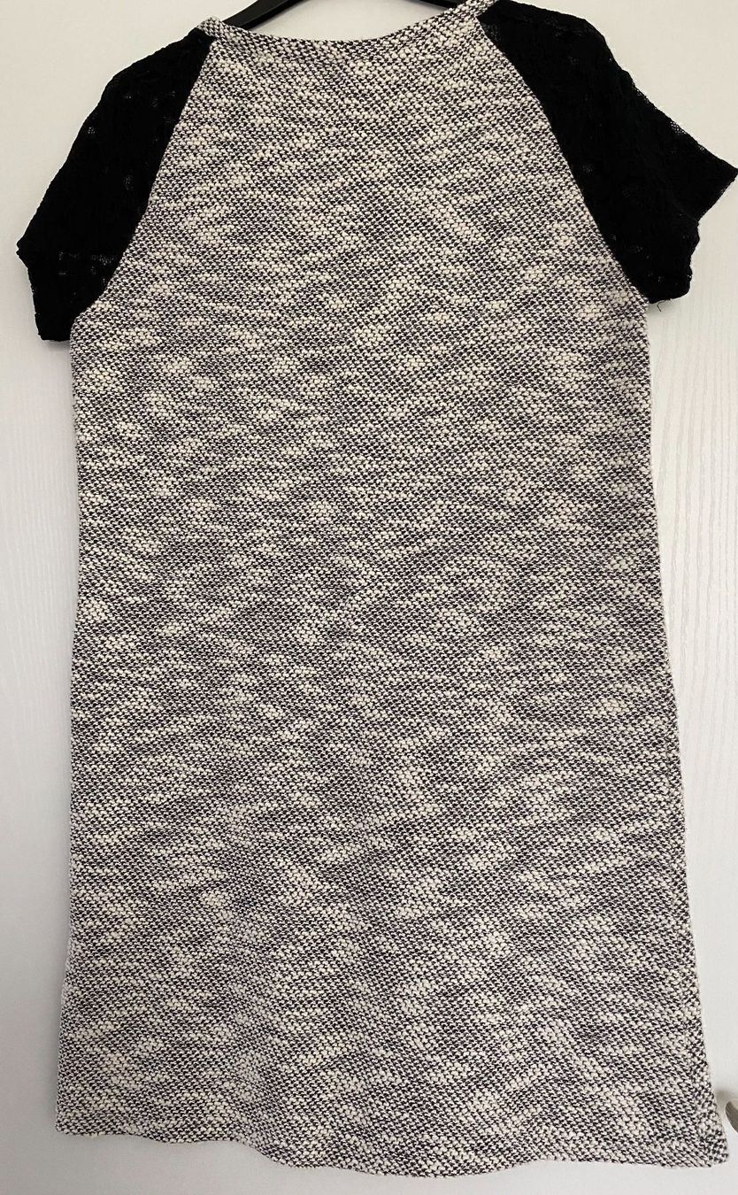 Kleider: Kleid mit Spitzeneinsatz Grösse 42 – Neu (gemäss Beschreibung) aus Dübendorf von chlinibetris