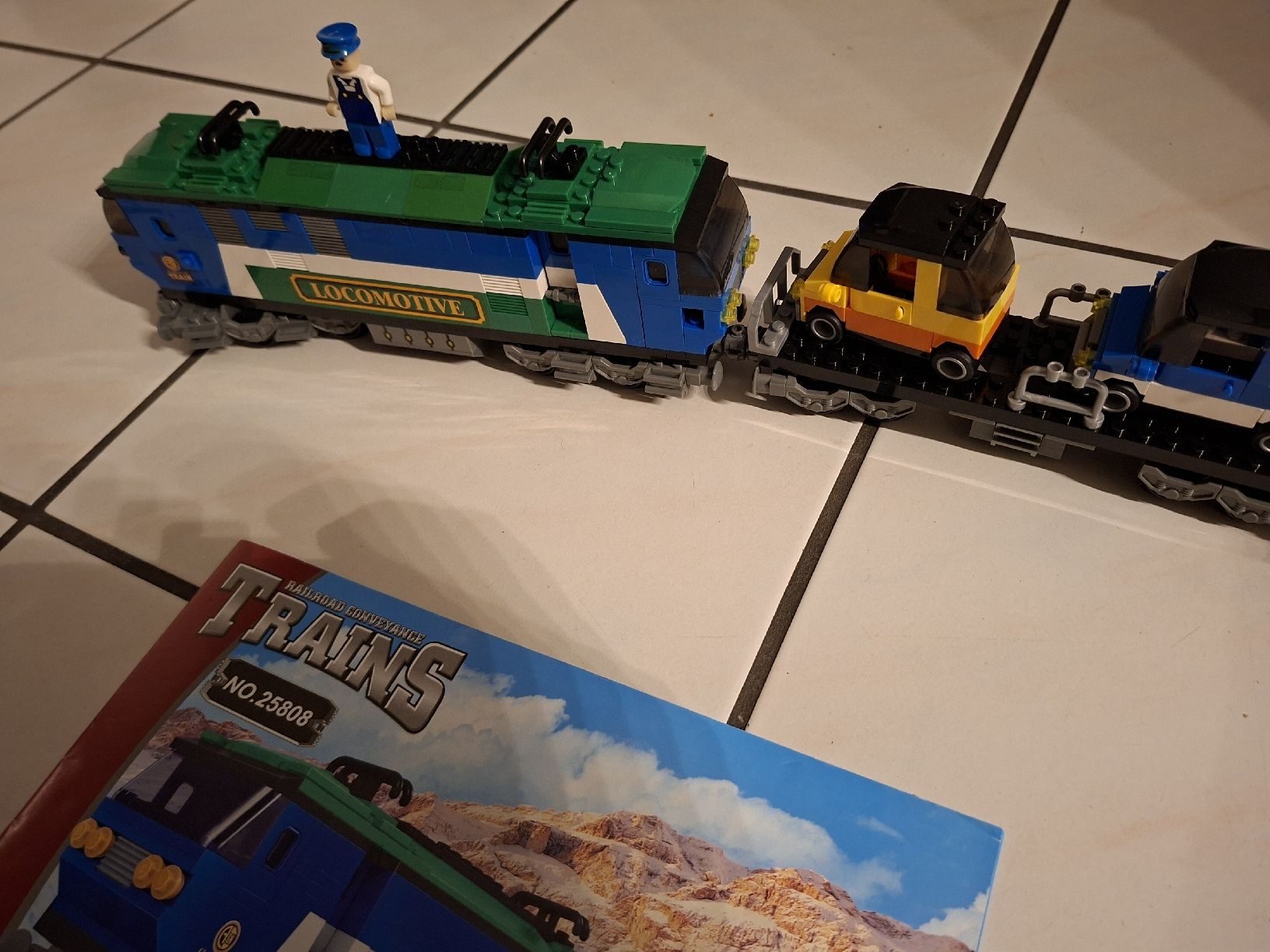 Spielzeuge: Lego Eisenbahn Lok und Waggons – Gebraucht aus Schattdorf von mamo1952 3