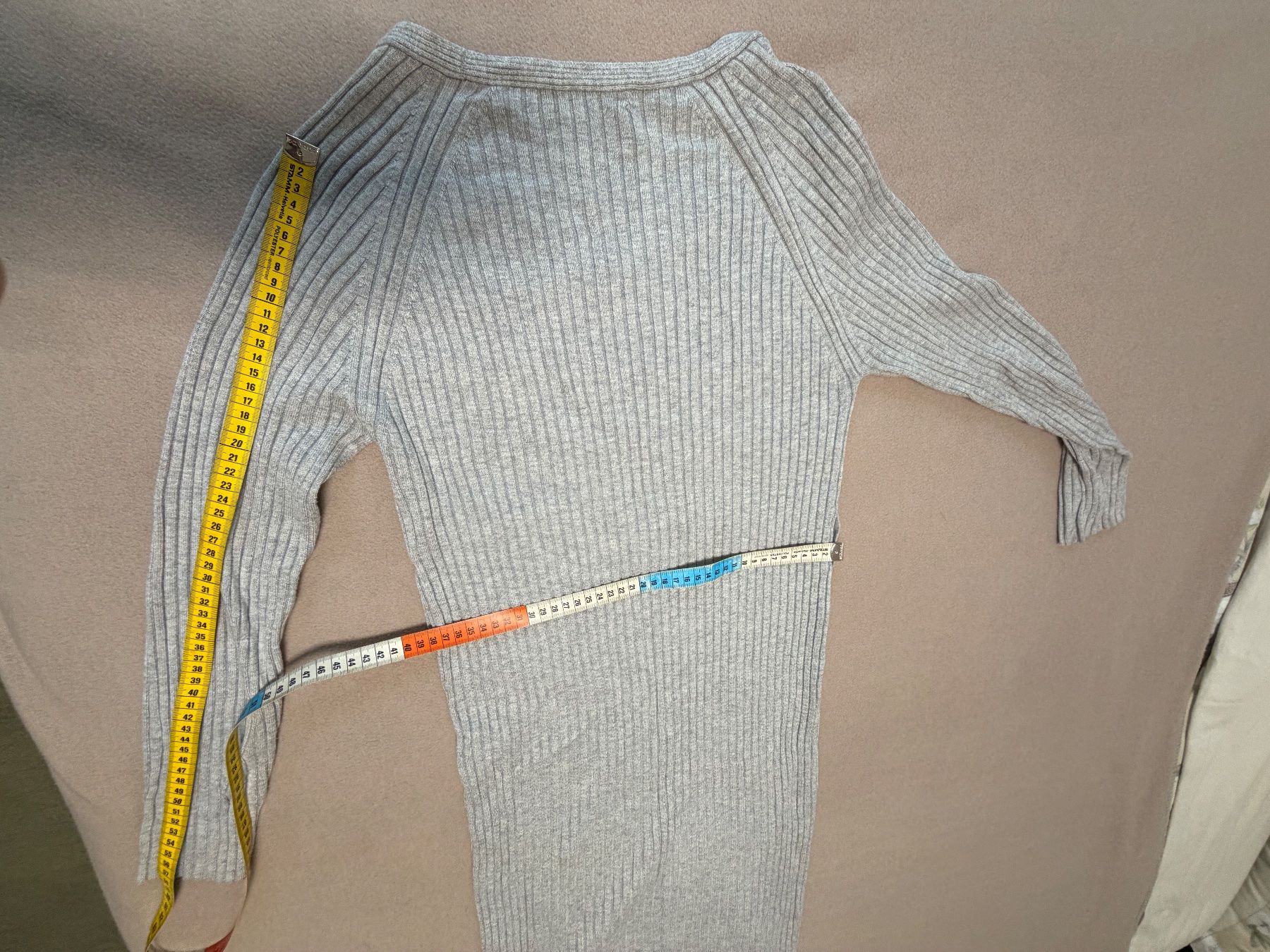 Kleider: Strick Kleid S-M – Gebraucht aus Liestal von Goldart 6