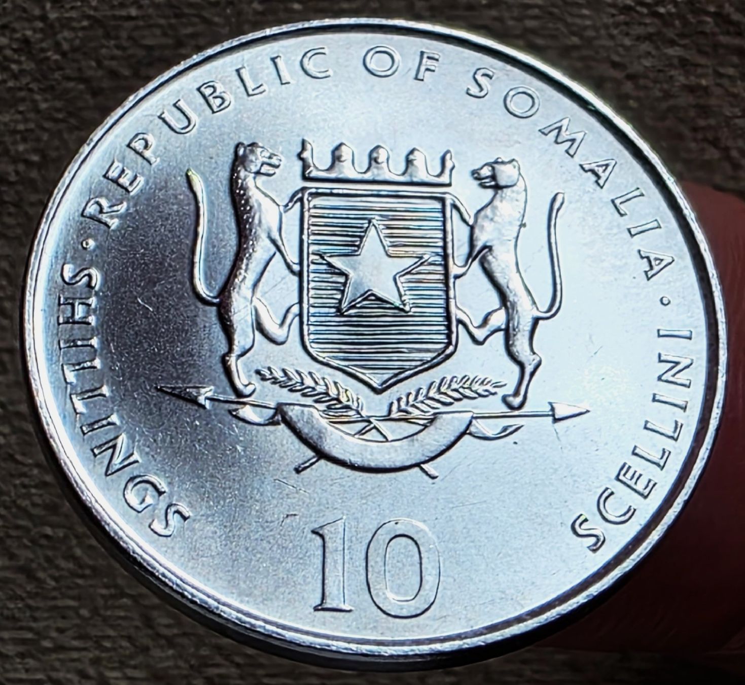 Tutti le monete: SOMALIA 10 SHILLINGS 2000 – Usato da Winterthur venduto da Creso70 1