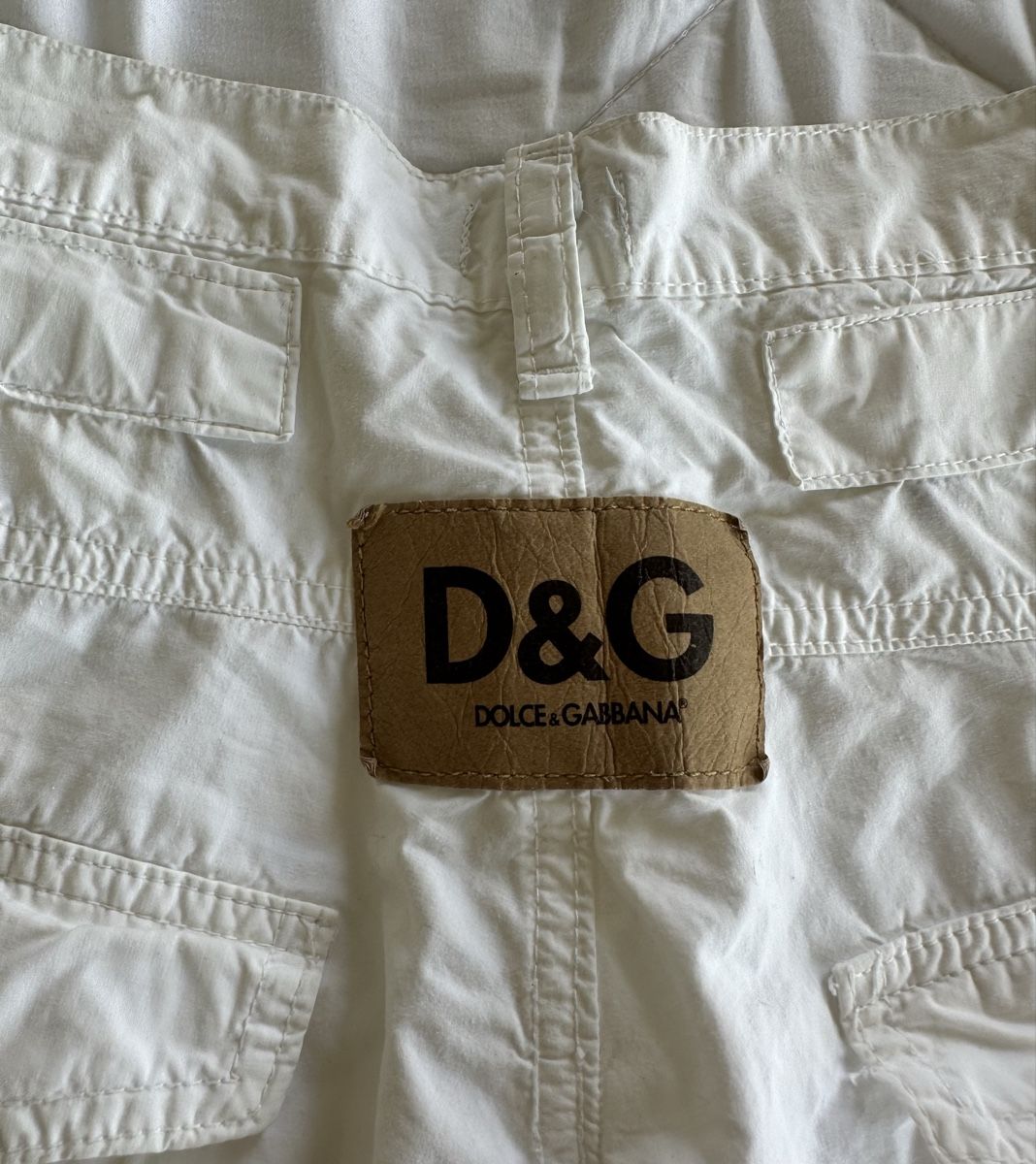 Dolce & Gabbana Pantaloni: D&G White Vintage Y2K Cargo Pants - Size Medium – Usato da Zürich venduto da megastored 1