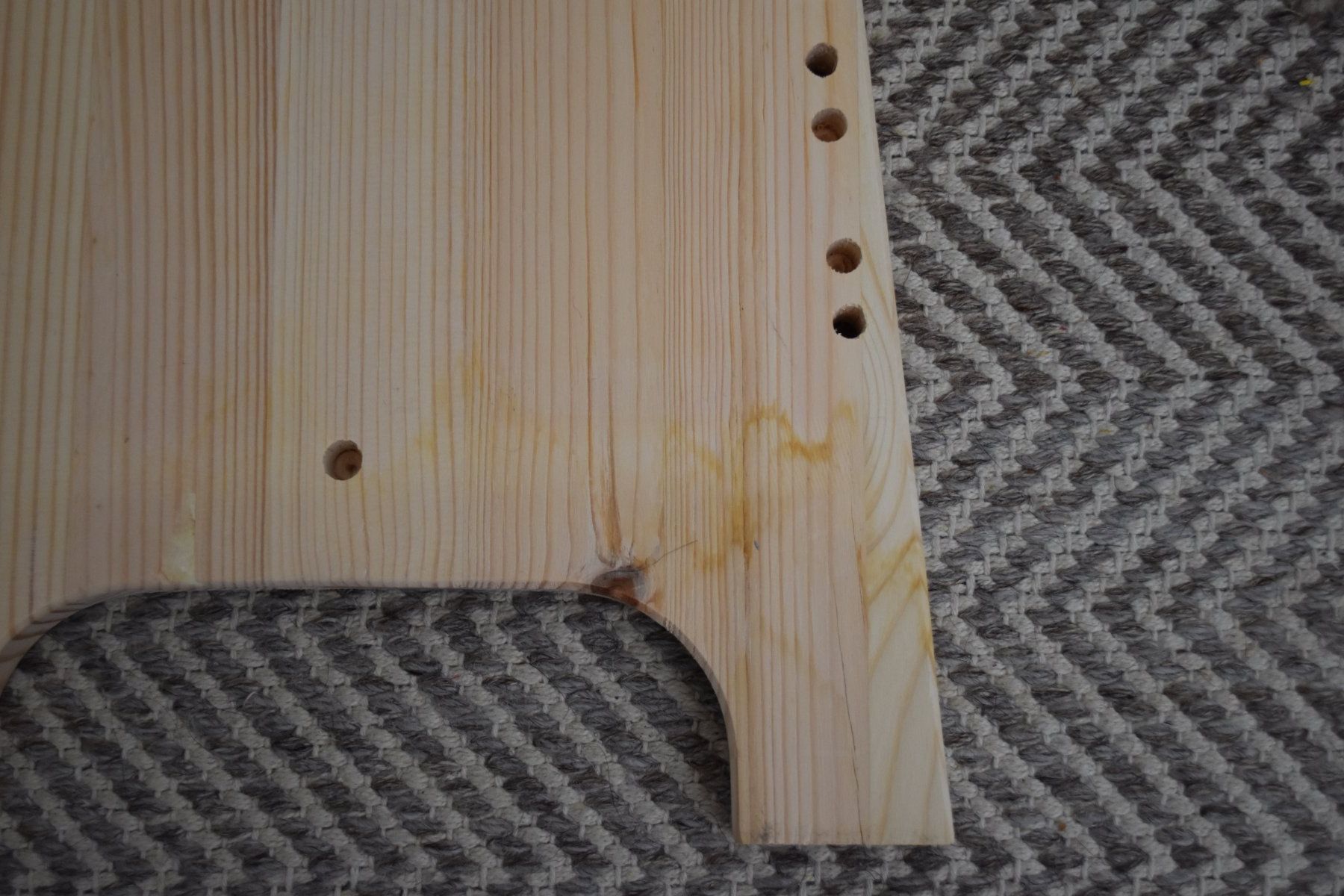 Ikea Sgabelli: PERJOHAN IKEA Tabouret avec rangement, pin – Usato da Clarens venduto da magaliem2 2