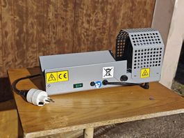 Capsulatore elettrico/Elektrischer Tisch-Kapselverschließer