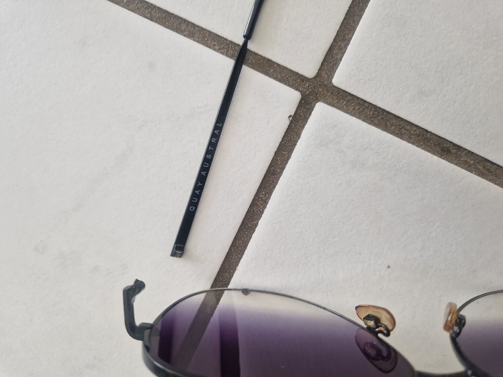 Brillen & Gläser: Quay Australia Sunglasses  – Defekt aus Bassersdorf von DonSolo 3