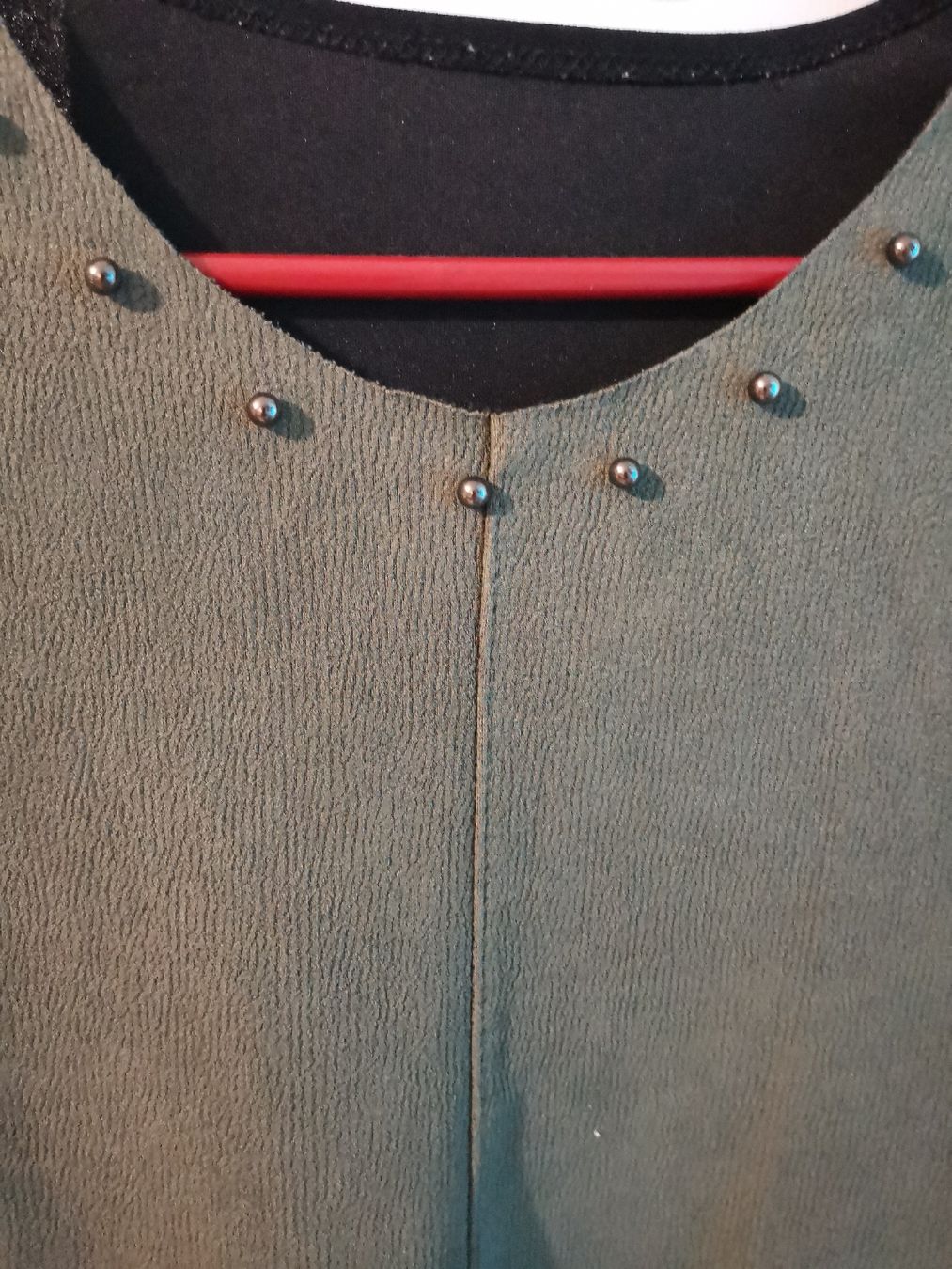 Kleider: Cooles Wildleder Kleid mit Nieten Gr. M – Gebraucht aus basel von lupettone 1