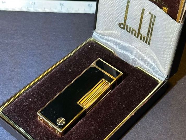 Dunhill Feuerzeuge: Dunhill Rollagas Black Lacquer Gold-Plated – Gebraucht aus Zürich von RatsTreasure
