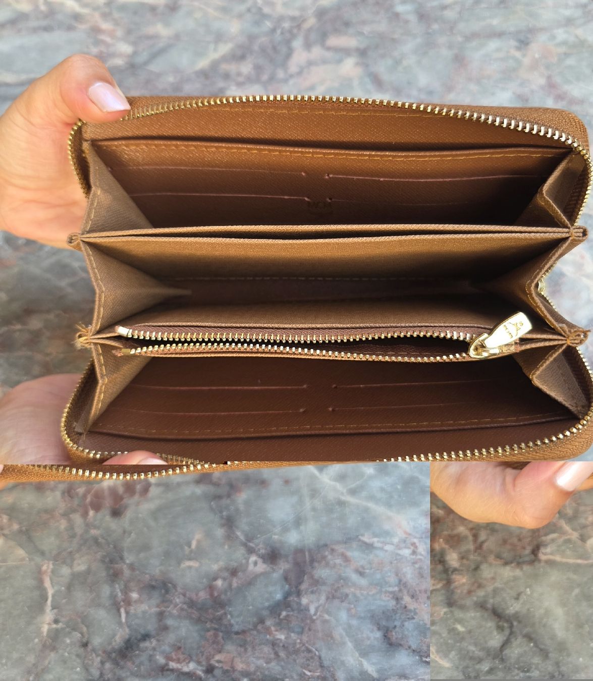 Mcm Portamonete: MCM Geldbörse cognac mit Visetos Muster – Nuovo (secondo la descrizione) da Ostermundigen venduto da Sera.P 1