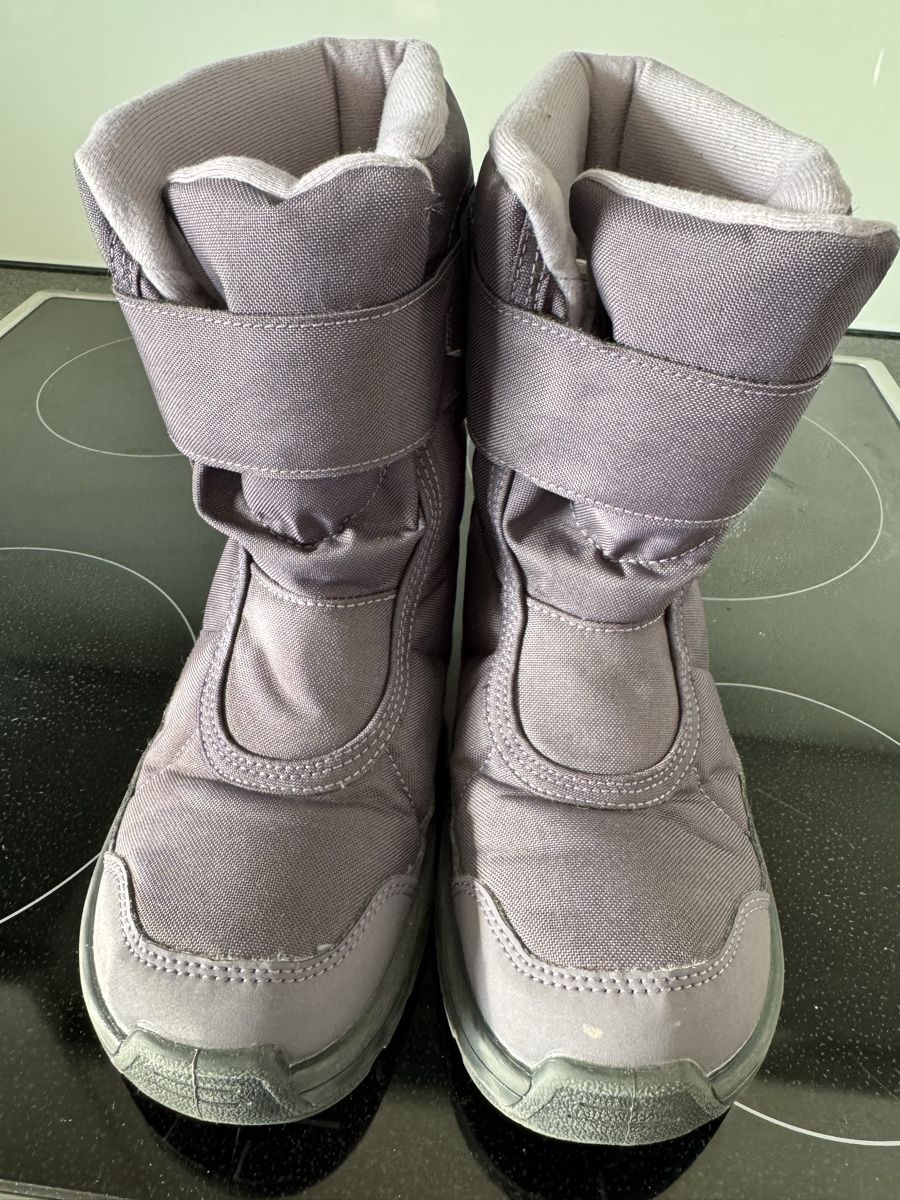 Decathlon Scarpe per ragazze: Winterstiefel 36 – Nuovo (secondo la descrizione) da Schlieren venduto da Fam.Baumi 1