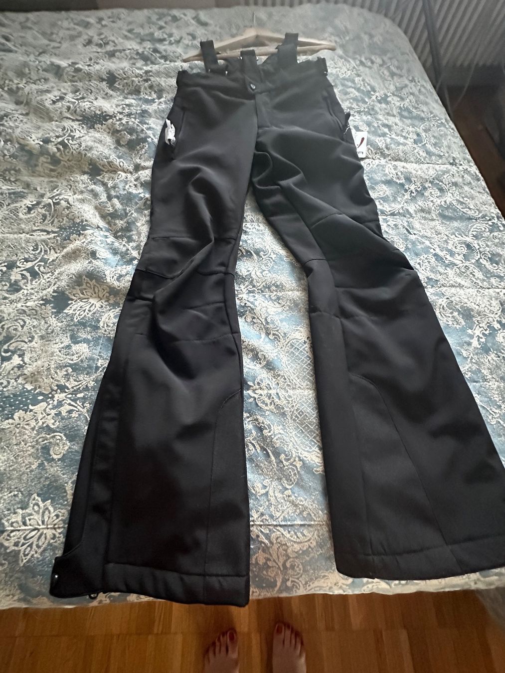 Pantaloni: New men ski pants size XS – Nuovo e nell'imballaggio originale da Sorengo venduto da dis_tfq6 2