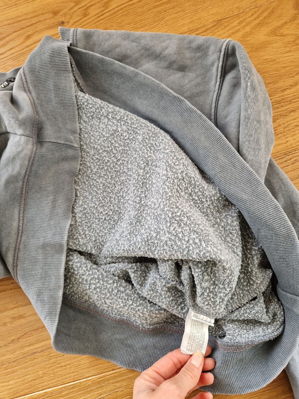 Zara Maglioni & Felpe: Oversize Sweatshirt Zara Grösse M – Usato da Eschenbach SG venduto da SanFranciscoCalifornia 2