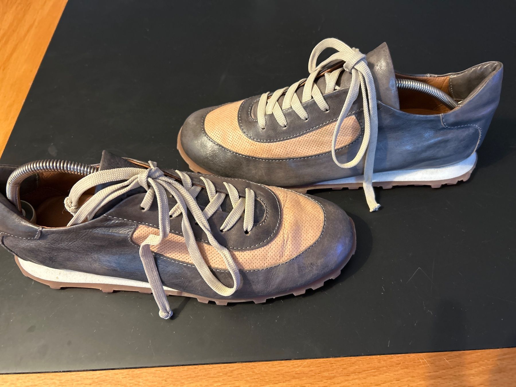 Scarpe da donna: Chaussures cuir souple dame – Usato da Bévilard venduto da sab_6jt5 1