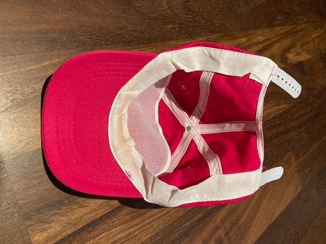 Copricapi, berretti & cappellini: Golf Cap pink, Tennis, Wandern – Usato da Pfäffikon ZH venduto da GZHDZV 3