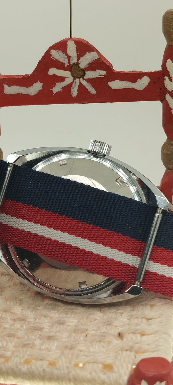Orologi: Montre récupération – Usato da La Chaux-de-Fonds venduto da jac_9llg 7