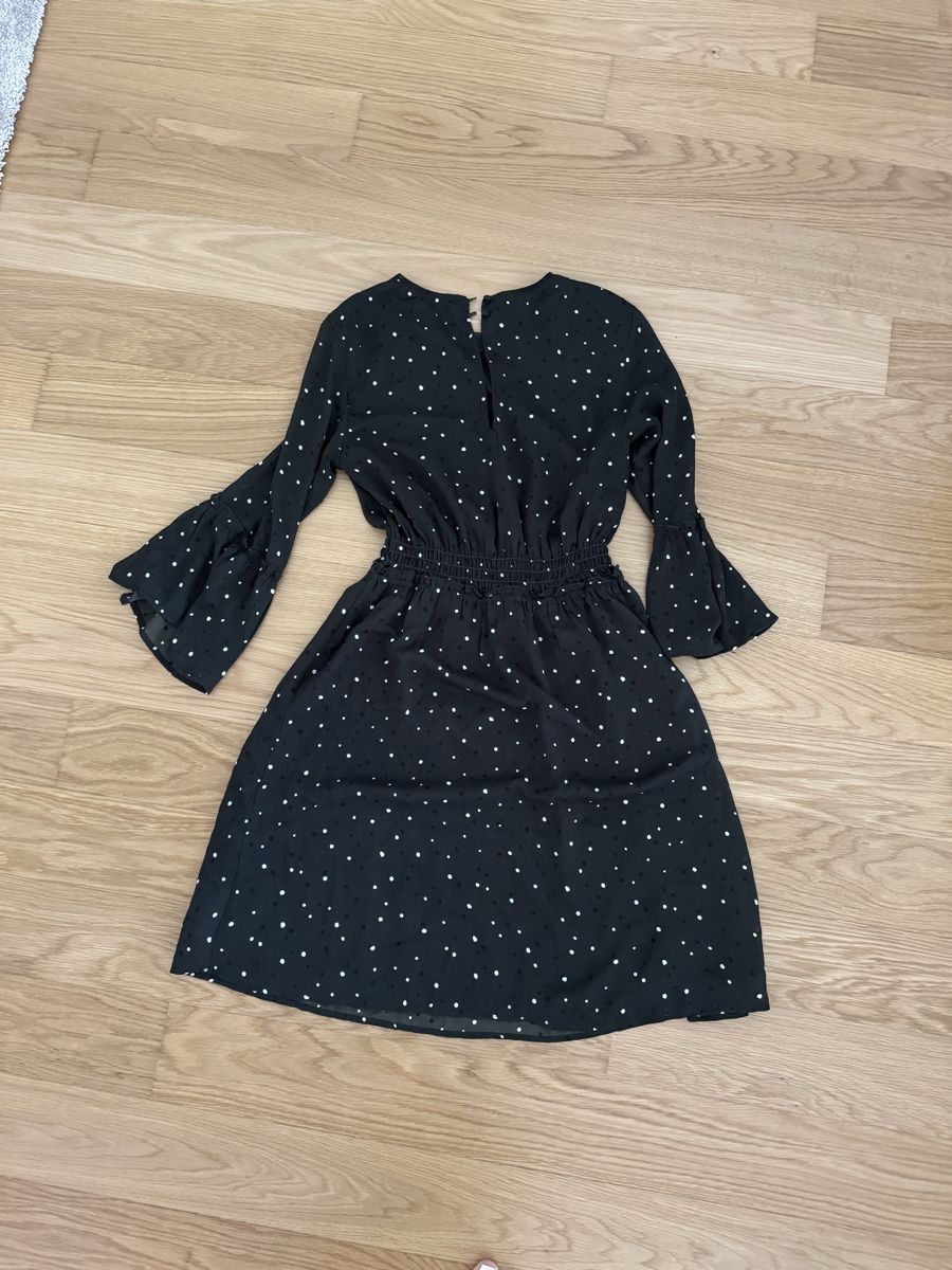 H&M Vestiti: H&M polka dot dress black size 32  – Usato da Zürich venduto da ErnstS_23 3