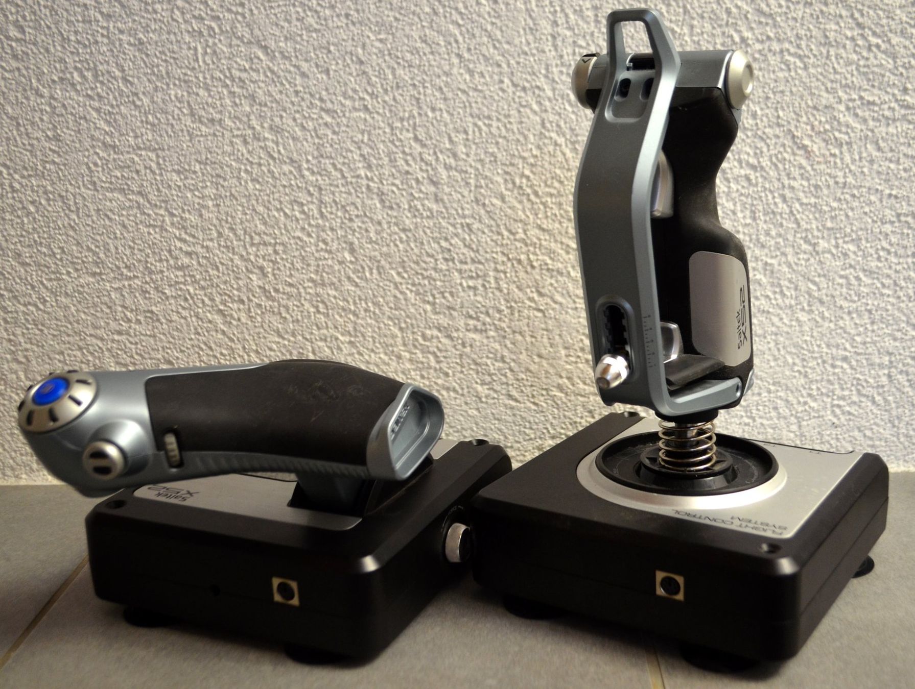 Logitech Controller: LOGITECH G X52 Flight Control System Joystick – Difettoso da Collonges venduto da arashee 3