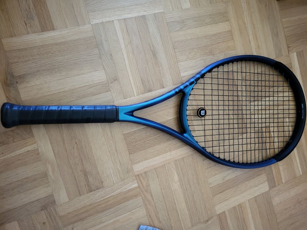 Raquette De Tennis Wilson Defender - Occasion - Bon état - Photos Disponibles