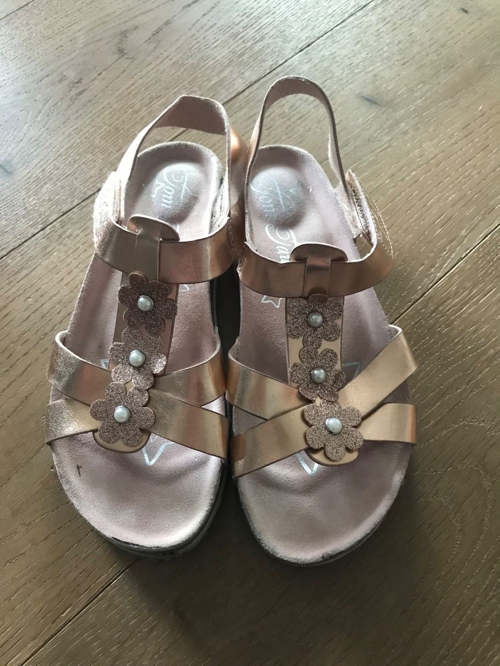 Tom Tailor Scarpe per ragazzi: Kinder Leder Sandale Tom Tailor Gr. 35 – Usato da Affoltern am Albis venduto da variablend