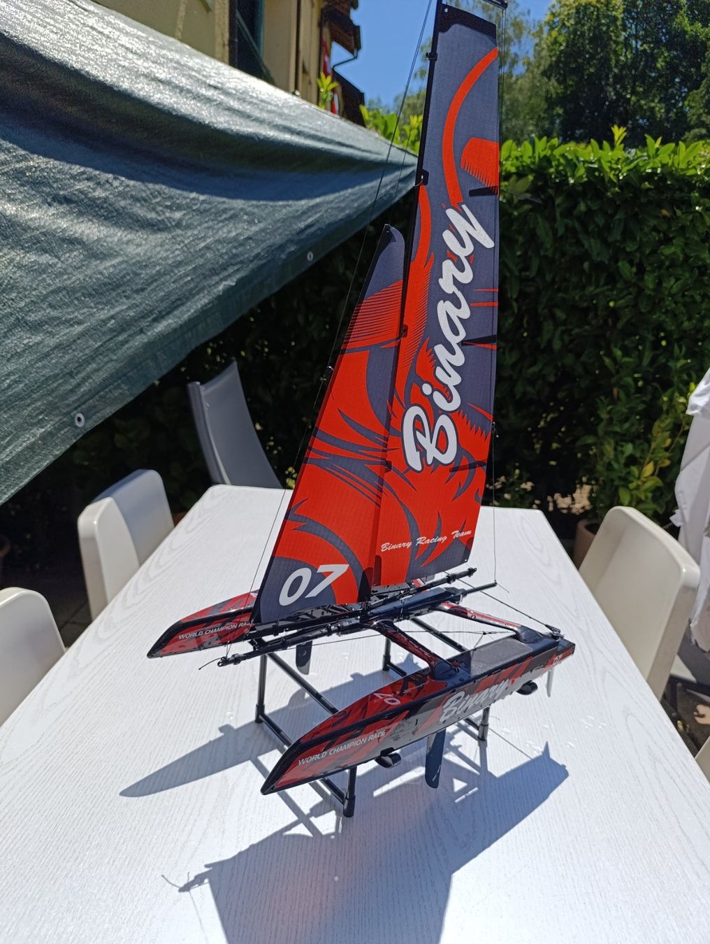 RC Kits de montage: Catamaran à voile télécommandé Joysway Binary V2 – Neuf (Voir description) à Prangins par Timband