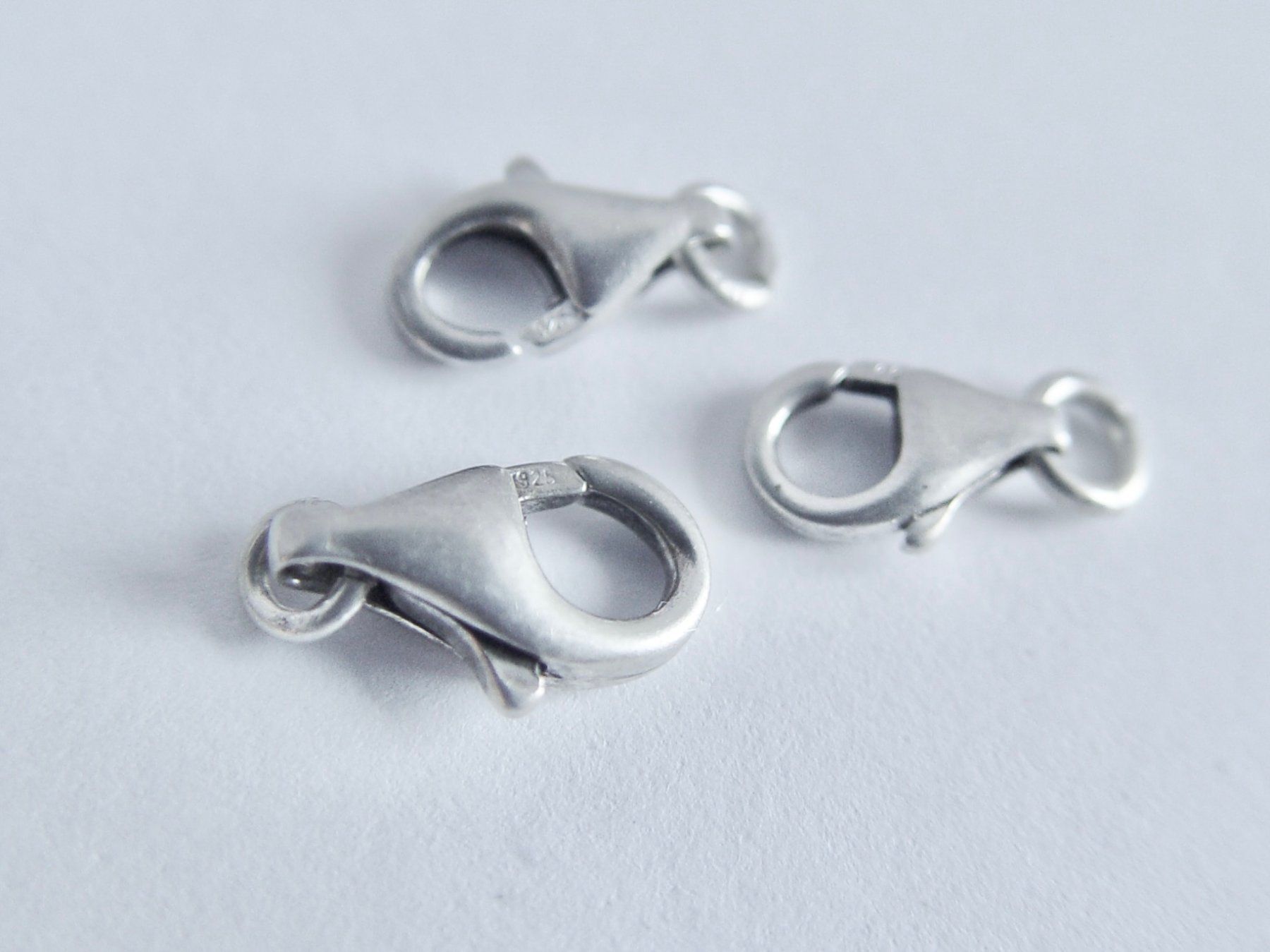 Perlen (unechte): 3 Karabiner Verschlüsse aus Silber – Gebraucht aus Henggart von gernli