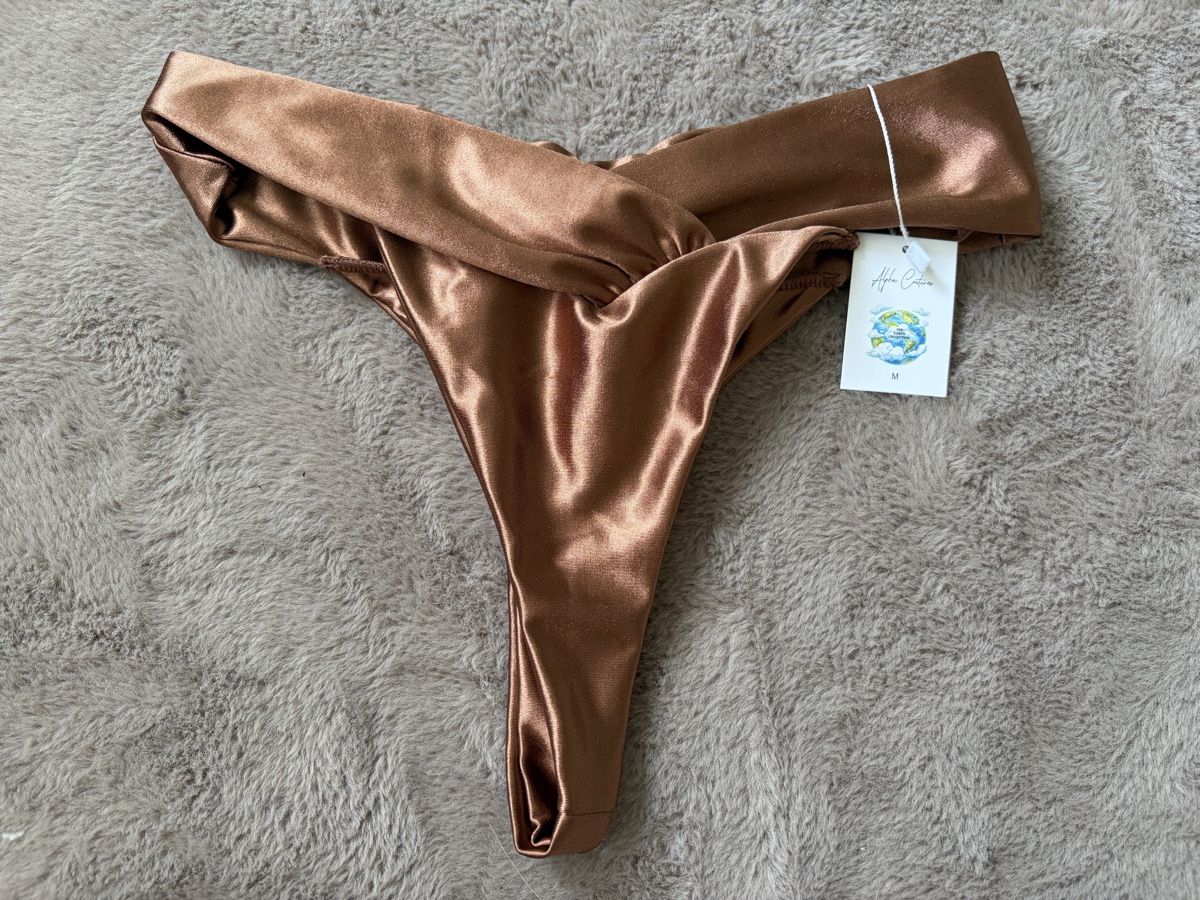 Costumi da bagno & Bikini: Alphacoutures Bikini Bottom grösse M NEU – Nuovo e nell'imballaggio originale da Balgach venduto da Miisarah