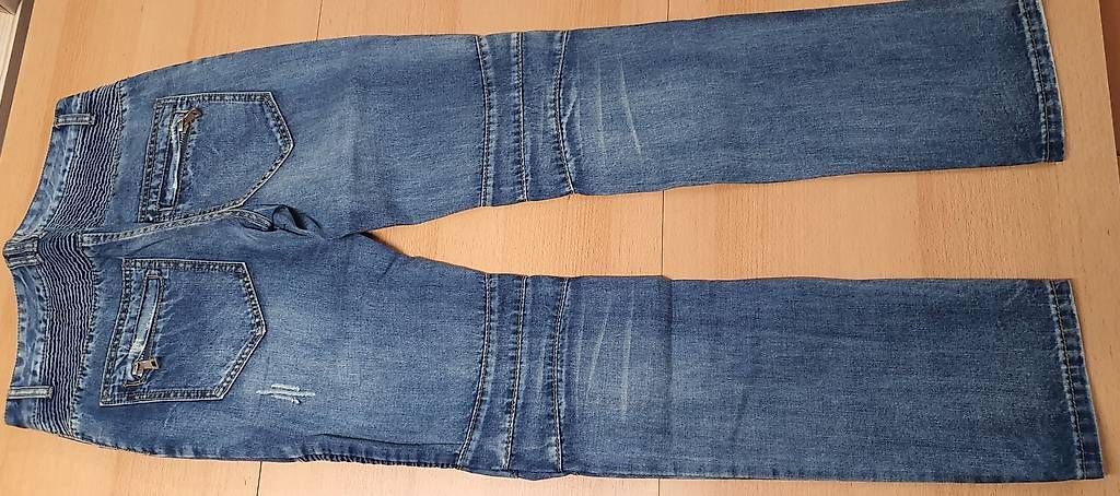 Jeans: Bikerjeans ähnlich Balmain in Grösse W30 – Usato da Rickenbach SZ venduto da Pinguin73 1