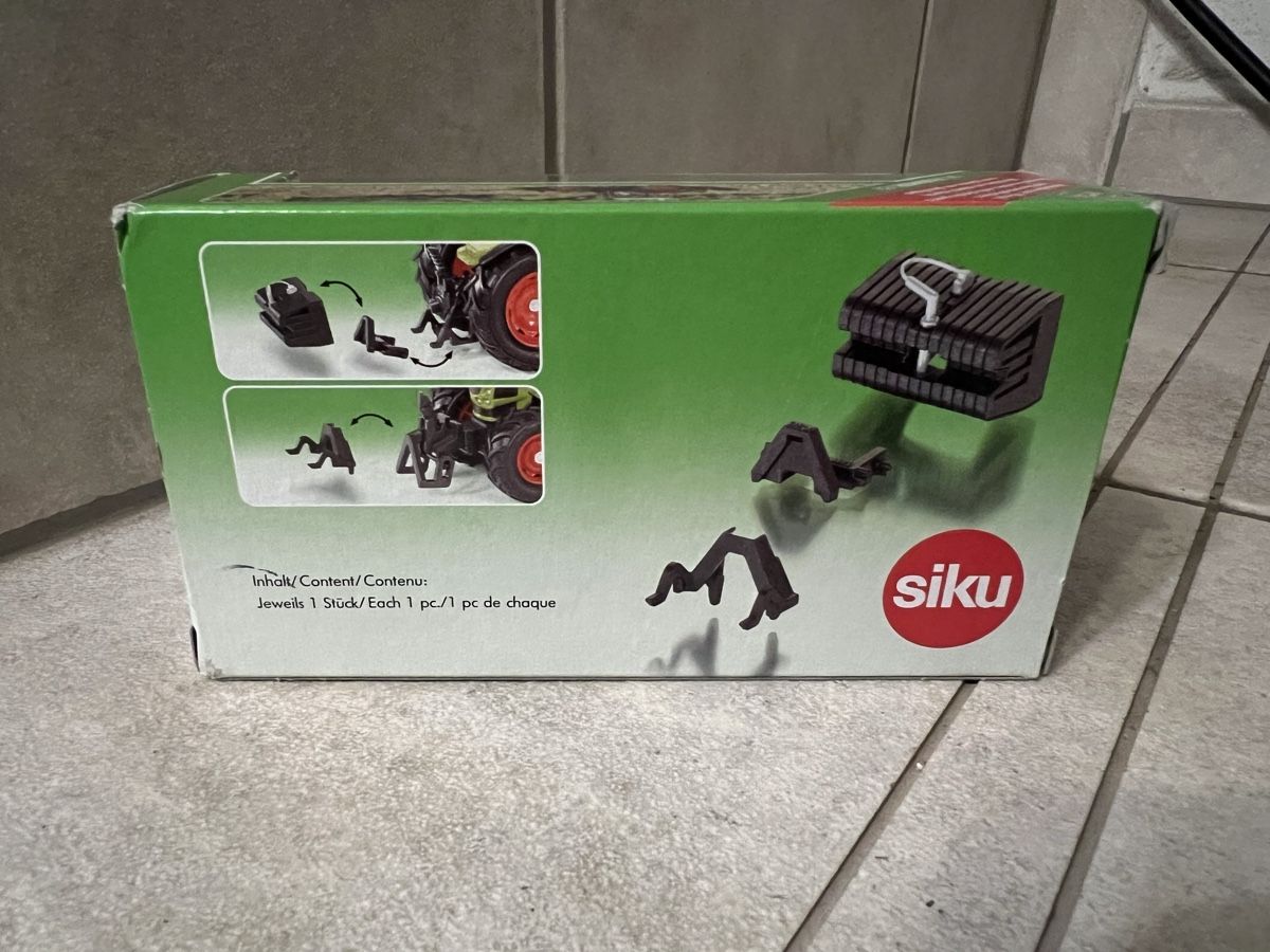 Siku Kit di modellismo & Modellini statici: Siku Adapter Set mit Frontgewicht – Nuovo (secondo la descrizione) da Oensingen venduto da alpenvogel92 2