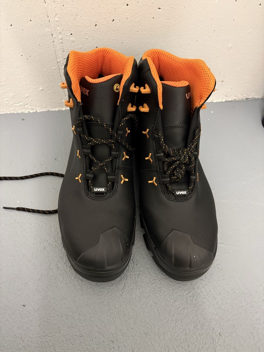 Scarpe da uomo: Uvex Sicherheitsschuh S3 NEU – Nuovo (secondo la descrizione) da Wauwil venduto da KoDo_55