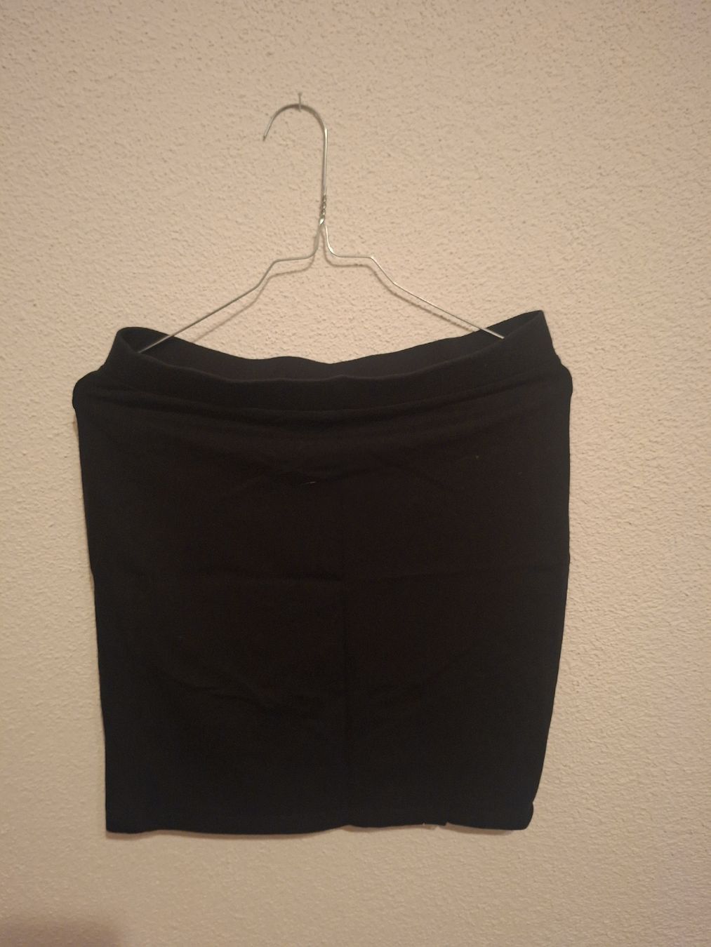 Gonne: H&M Minirock, Grösse S, Schwarz, Basic – Usato da Lengwil venduto da Gastman45 1
