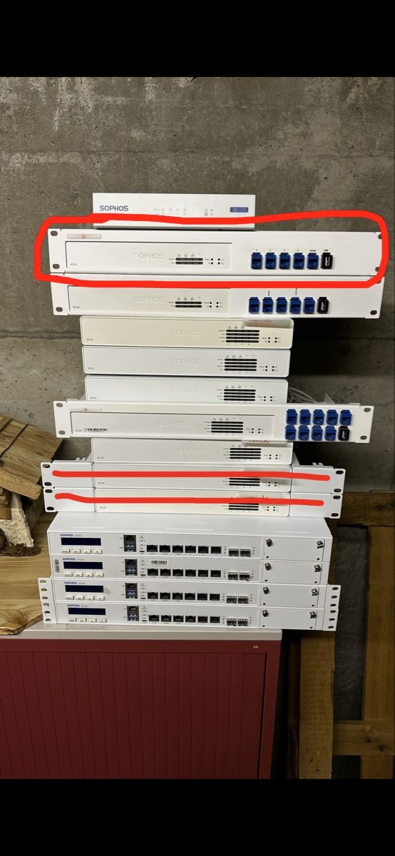Sophos Firewall: Sophos XG 115 Rev3 – Gebraucht aus Raron von Antelope4849