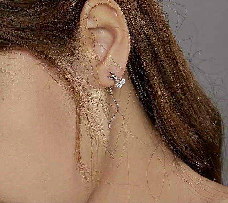 Orecchini pendenti & Orecchini a lobo: silber schmetterling ohrstecker – Nuovo e nell'imballaggio originale da St. Gallen venduto da yatoot26