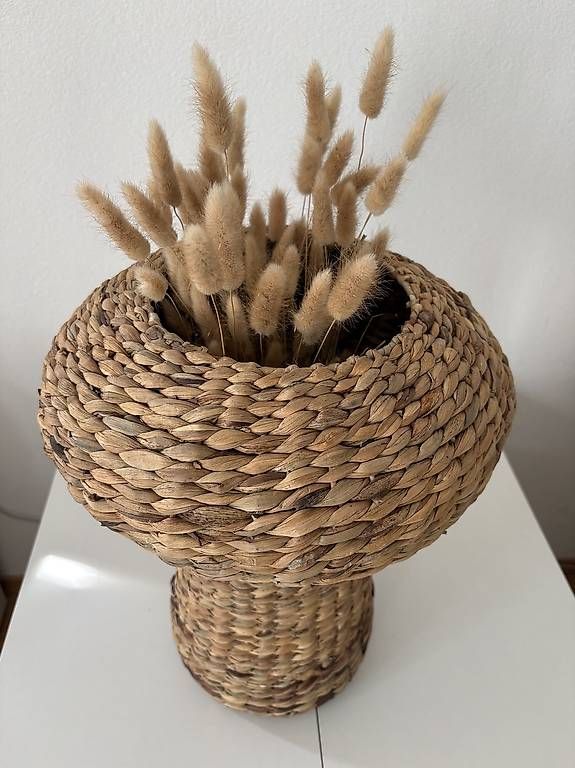 Vasi & Recipienti: Vase en osier avec bouquet de fleurs  – Usato da Conthey venduto da carina.pereira 2